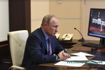 Putin qəzəbləndi, məmurların “xəstə” olub-olmadığını soruşdu