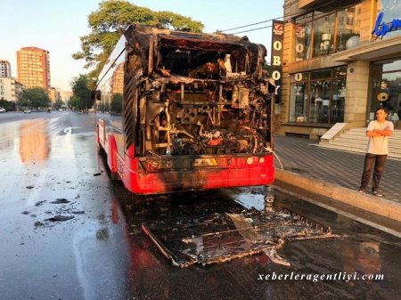Paytaxtda avtobus yandı