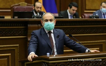 Paşinyan parlamentin iclasına zirehli jiletlə qatıldı - Foto