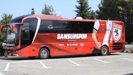 Türkiyədə futbol klubunun avtobusuna hücum edildi - FOTO
