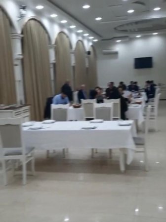 Paytaxtın Nizami rayonunda xüsusi karantin rejim qaydalarına əməl edilməyən restoranların birində  toy mərasiminin keçirilməsi aşkalanıb. 