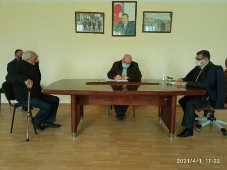 Deputatdan növbəti qəbul