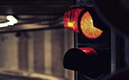 Bakıda 21 yaşlı gənci avtomobil vurdu