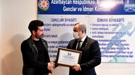 Akademik Musiqili Teatrın gənc rejissoru mükafatlandırıldı