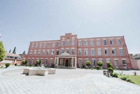     Azərbaycan Dövlət Aqrar Universitetində onlayn məzun yarmarkası keçirilib 