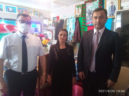 Millət vəkili seçicilərini qəbul etdi