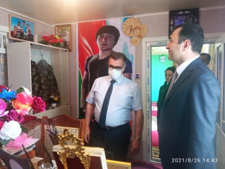 Millət vəkili seçicilərini qəbul etdi
