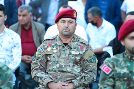 Vətən müharibəsində iştirak edən daha 44 qaziyə avtomobillər təqdim edildi
