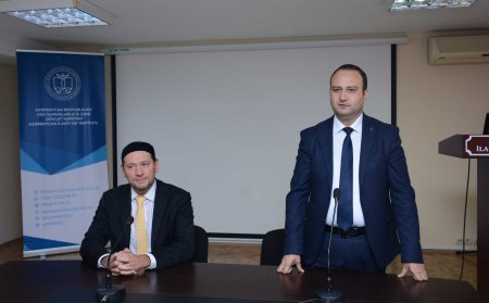 Moskva İslam İnstitutunun rektoru Azərbaycan İlahiyyat İnstitutunu ziyarət edib