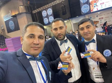 Azərbaycanın üç hakiminə qızıl kart verildi - FOTO