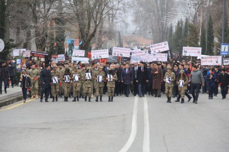 İsmayıllıda Xocalı soyqırımının 30-cu ildönümü ilə əlaqədar “Soyqırım abidəsi”nə yürüş təşkil edilib