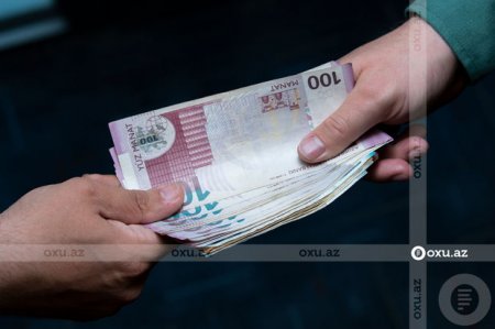 Azərbaycanda rüşvətə görə tutulan iki vəzifəli şəxsə bəraət verildi