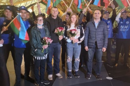 Moldova millisi Suqovuşandakı yarış üçün Azərbaycanda – FOTO