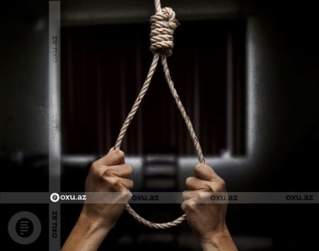 17 yaşlı oğlan özünü qıza görə öldürüb?