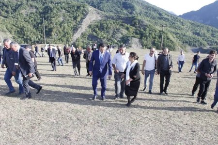 RİH başçısı Nahid Bağırovun sakinlərlə yerlərdə görüşləri davam edir