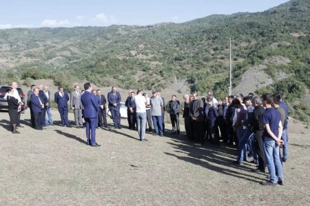 RİH başçısı Nahid Bağırovun sakinlərlə yerlərdə görüşləri davam edir