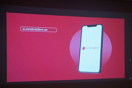 Serebral iflic xəstəliyi olan uşaqların valideynlərinə dəstək məqsədli  yeni veb səhifə və mobil tətbiqi təqdim edildi