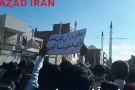 İranlı etirazçılardan molla rejiminə sərt ismarıc: “Bu son xəbərdarlıqdır”