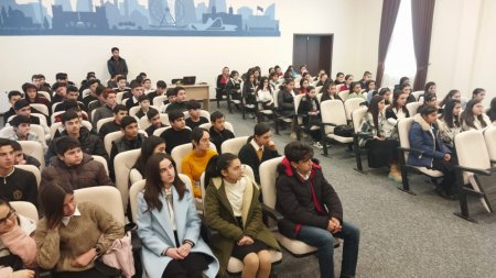 “Narkomaniyaya və erkən nikaha yox deyək” mövzusunda maarifləndirici tədbir keçirilib.