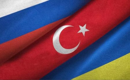Türkiyə Rusiya ilə Ukrayna arasında humanitar dəhliz üçün öz ərazisini təklif edib