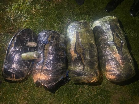 Xarici ölkə vətəndaşı tərəfindən pul müqabilində narkokuryerliyə cəlb edilən şəxsdən 15 kiloqrama yaxın narkotik götürülüb