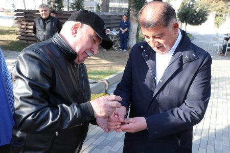Ahıl şəxslər üçün sosial xidmət müəssisəsi sakinləri ziyarət olunub, müəssisənin həyətində ağacəkmə tədbiri keçirilib