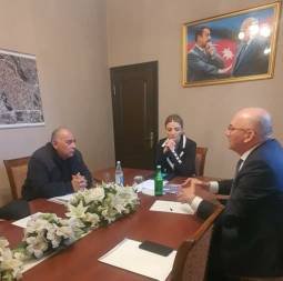Deputat Könül Nurullayeva vətəndaşlarla görüşüb Deputat Könül Nurullayeva vətəndaşlarla görüşüb