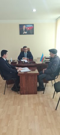 Novruz Aslanovun seçiciləri qəbul edib