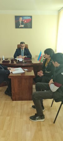 Novruz Aslanovun seçiciləri qəbul edib