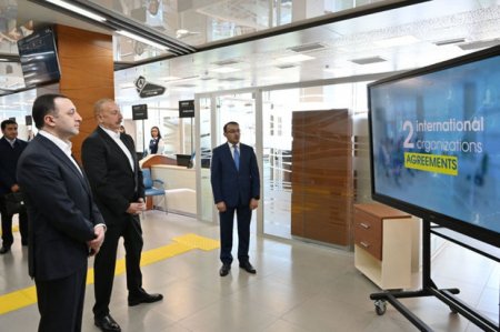 Prezident İlham Əliyev və Baş nazir İrakli Qaribaşvili Qəbələ regional “ASAN xidmət“ mərkəzində olublar 