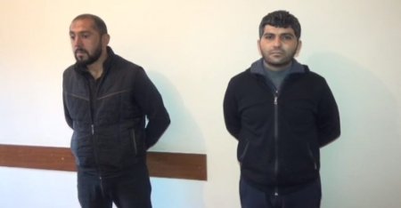 Ağcabədidə polislər şərti adı “Peyman” olan İran vətəndaşından onlayn yolla narkotik alan şəxsi saxlayıb, ondan külli miqdarda narkotik vasitələr götürülüb