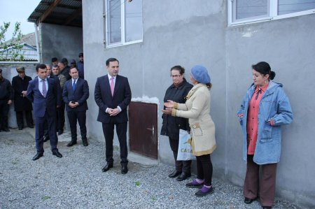 İsmayıllı rayonunun daha bir kəndi mavi yanacaqla təmin olunub