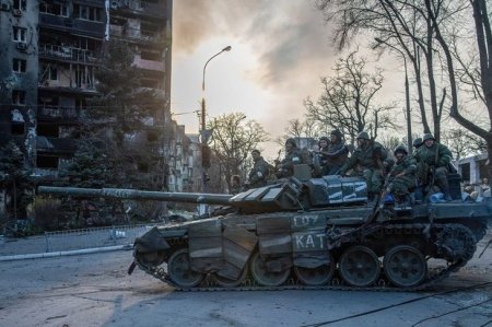 CNN: “Rusiyanın tank ehtiyatı tükənir”