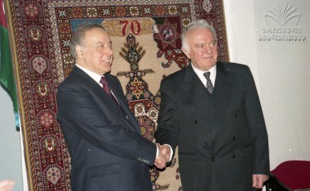 Roin Metreveli: “Heydər Əliyev bütün dünya üçün tarixi şəxsiyyət, unudulmaz siyasət nəhəngidir”