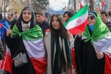 İranda SƏFALƏT: gənclər daxili orqanlarını satırlar