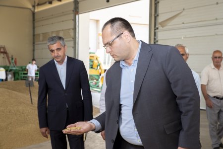 İtaliyada FAO-nun 43-cü sessiyası öz işinə başlayıb Azərbaycanın kənd təsərrüfatı naziri sessiyada iştirak edir