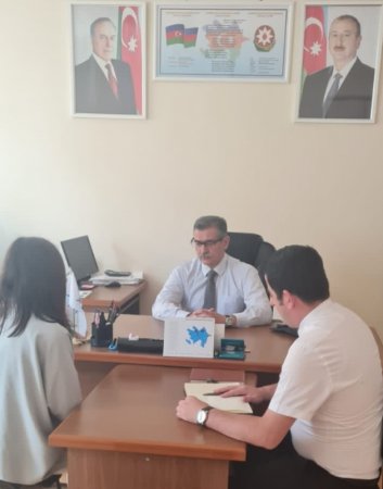 Novruz Aslanovun kəndlərdə səyyar qəbul davam edir -Fotolar