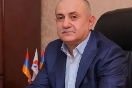 Ermənistanda partiya sədri Azərbaycanla vasitəçi olmadan birbaşa danışıqlara başlamağı təklif etdi
