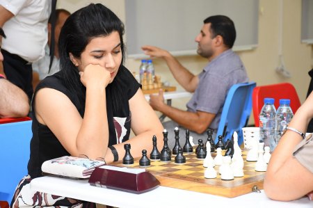 Təhsil işçiləri arasında şahmat turniri
