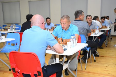 Təhsil işçiləri arasında şahmat turniri