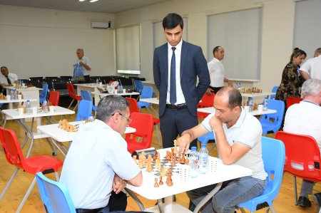 Təhsil işçiləri arasında şahmat turniri