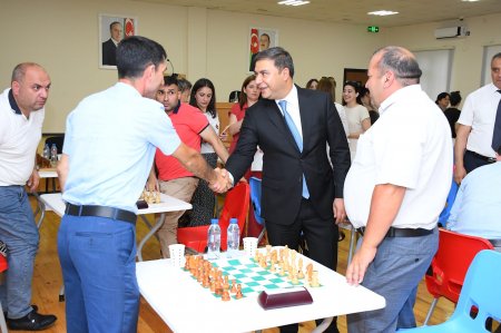 Təhsil işçiləri arasında şahmat turniri