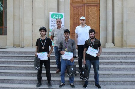 İki yaş qrupunda (12 – 15 yaş və 15 yaşdan yuxarı ) Veloyarış keçirildi