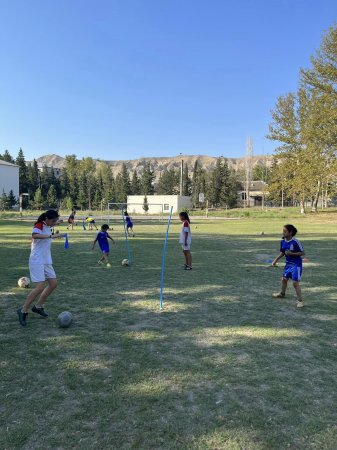 11 avqust 2023-cü il tarixində qız futbolu üzrə ölkə çempionatının qalibi olan Mingəçevir komandasının məşq prosesindən fotoları təqdim edirik.