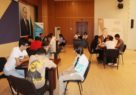 Beynəlxalq Gənclər Günü münasibətilə intellektual yarış keçirilib