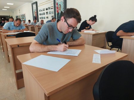 “Peşəkar idarəçi” müsabiqəsinin esse mərhələsi keçirilib