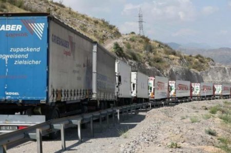 Fransa TIR-ları Laçın postundan buraxılmadı - Bakının cavabı Parisi şok etdi