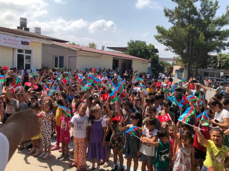 Türkiyənin Hatay bölgəsinə humanitar yardım göstərilib