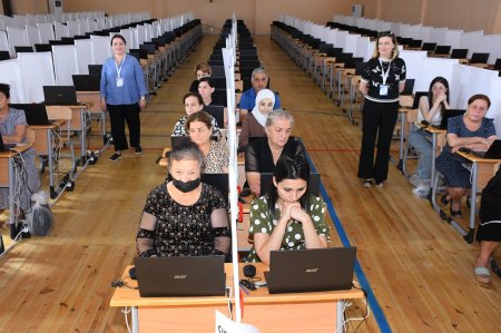 Bir qrup müəllim üçün sertifikasiya imtahanı keçirilir