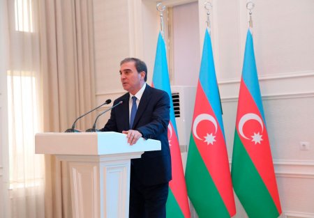 Sentyabrın 8-də Gəncə - Daşkəsən Regional Təhsil İdarəsi  üzrə təhsil işçilərinin sentyabr konfransı keçirilib.